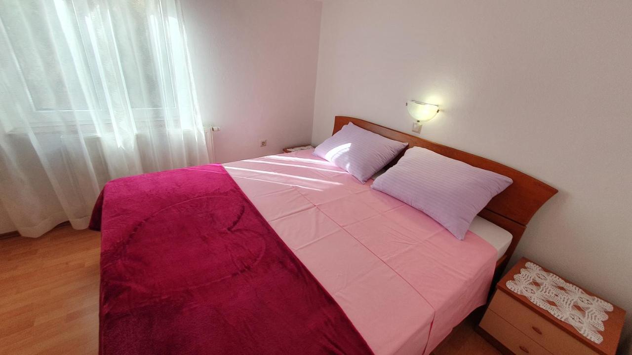 Apartment Nevenka Đảo Krk Ngoại thất bức ảnh